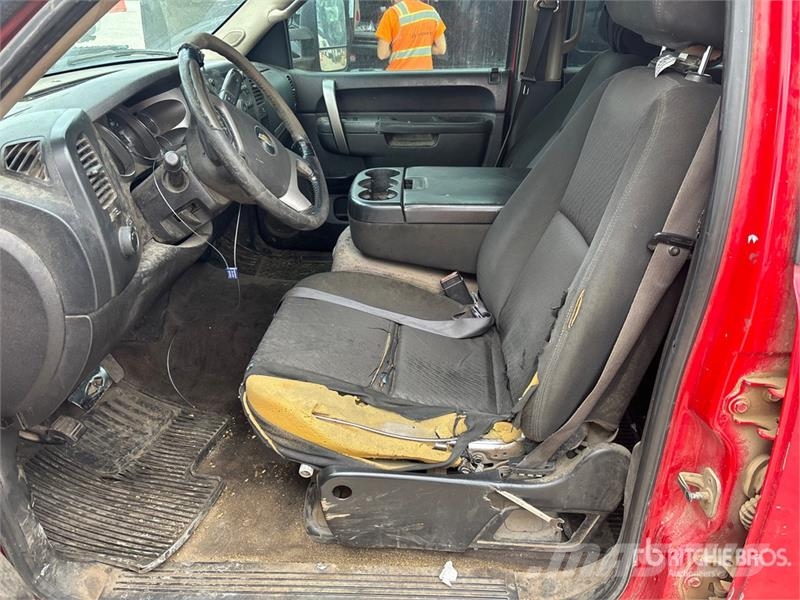 Chevrolet Silverado 3500HD 플랫베드/드롭사이드 트럭