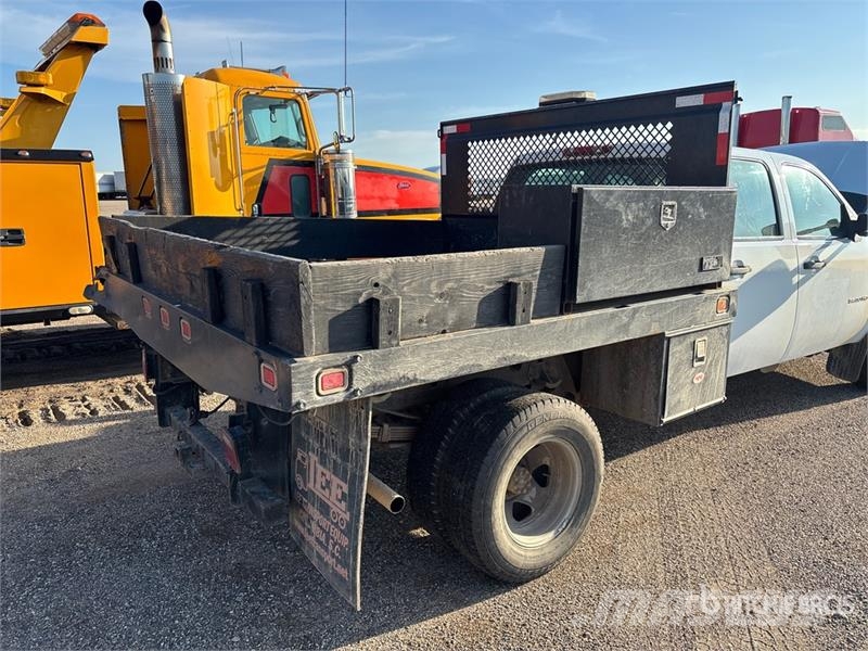 Chevrolet Silverado 3500HD Camion con sponde ribaltabili