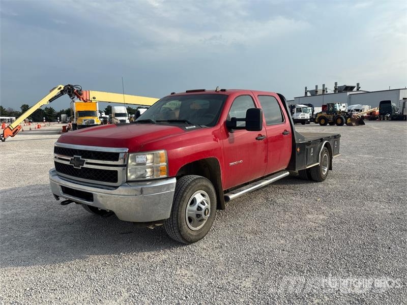 Chevrolet Silverado 3500HD 플랫베드/드롭사이드 트럭