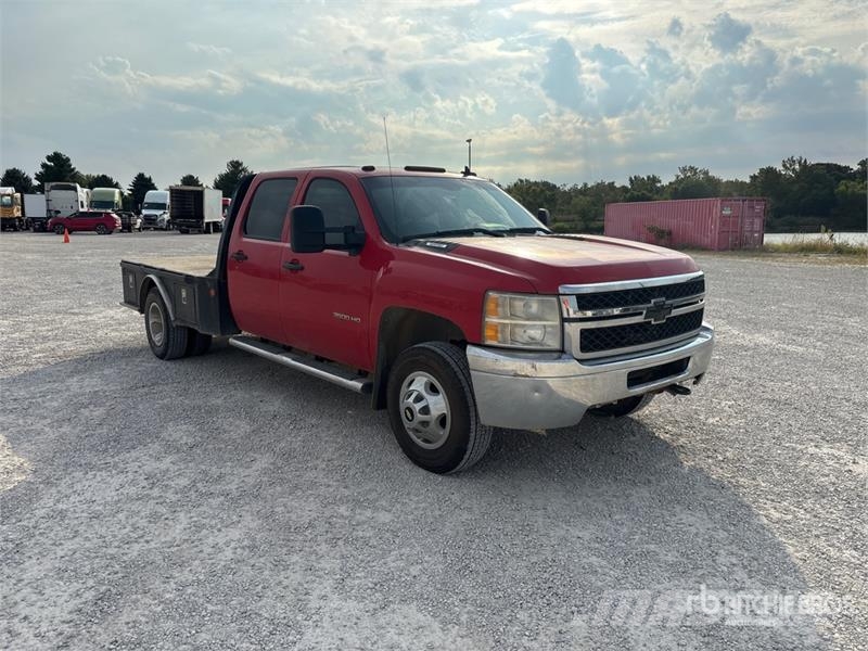 Chevrolet Silverado 3500HD 플랫베드/드롭사이드 트럭