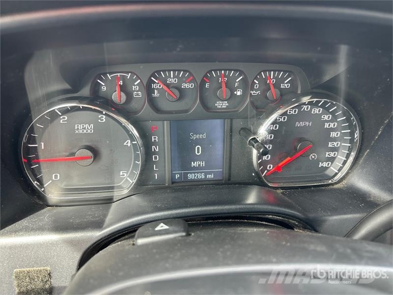Chevrolet Silverado 4500HD 4x2 Crew Cab Utility Truck شاحنات خفيفة/مفصلية الجوانب