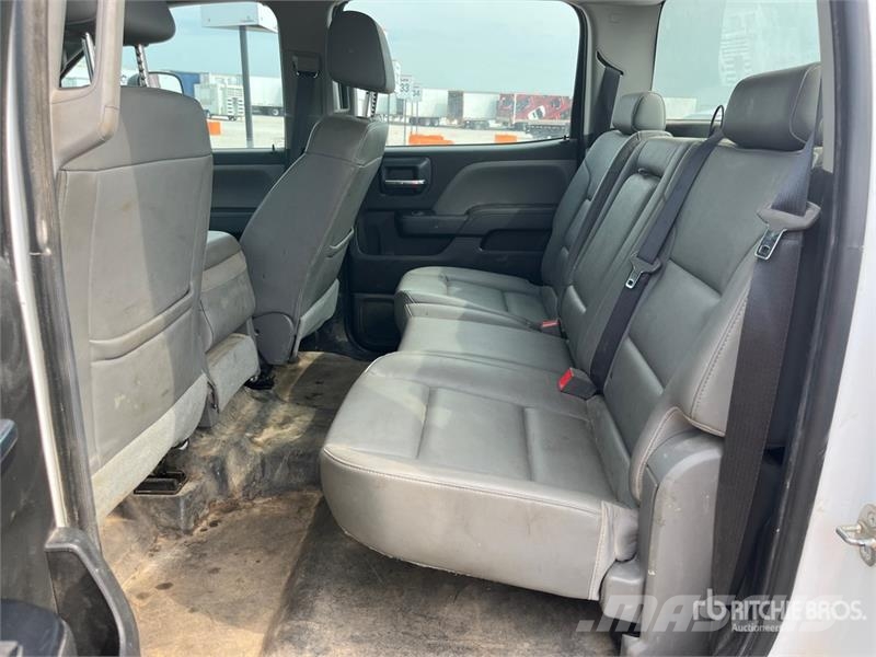 Chevrolet Silverado 4500HD 4x2 Crew Cab Utility Truck Nakladacia/sklápacia bočnica