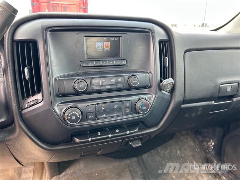 Chevrolet Silverado 4500HD 4x2 Crew Cab Utility Truck شاحنات خفيفة/مفصلية الجوانب