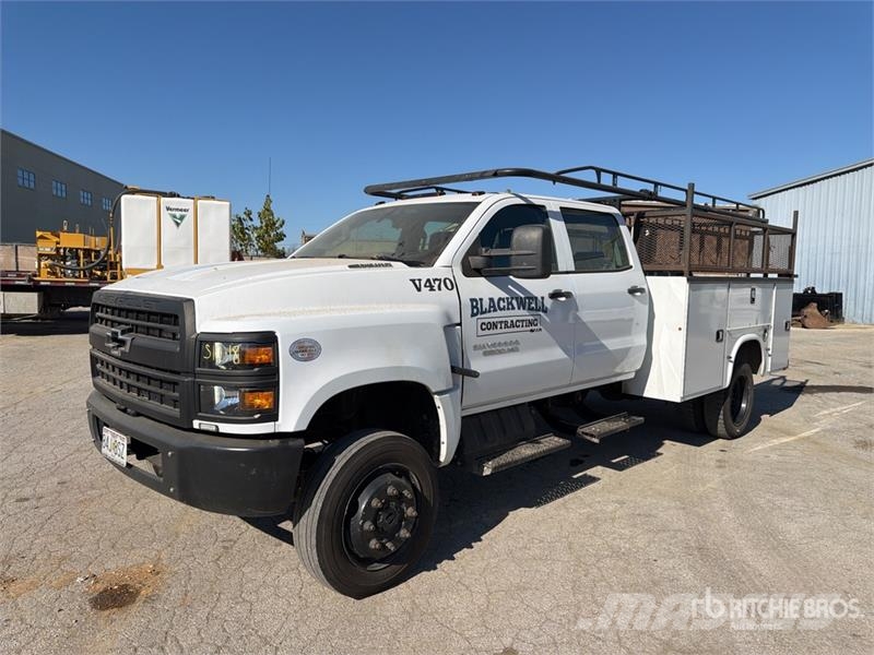 Chevrolet Silverado 5500HD 4x4 Crew Cab Utility Truck Prekucniki