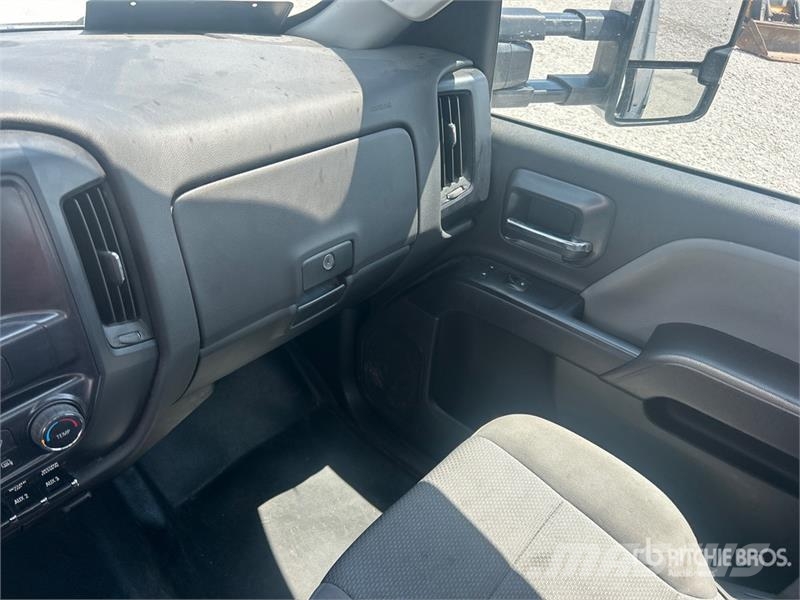 Chevrolet Silverado 6500HD 4x2 Rollback Truck Hinausautot