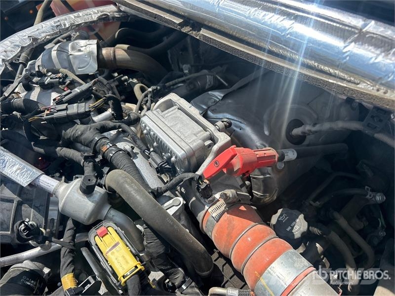 Chevrolet Silverado 6500HD 4x2 Rollback Truck Hinausautot