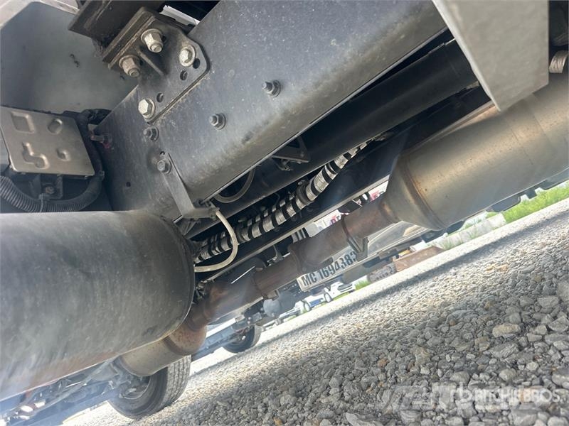 Chevrolet Silverado 6500HD 4x2 Rollback Truck Hinausautot