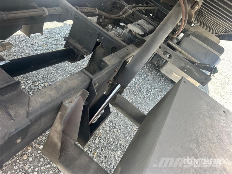Chevrolet Silverado 6500HD 4x2 Rollback Truck Hinausautot
