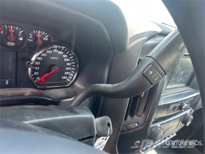 Chevrolet Silverado 6500HD 4x2 Rollback Truck Hinausautot