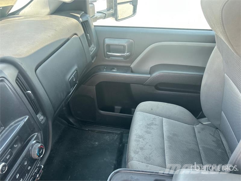 Chevrolet Silverado 6500HD 4x2 Rollback Truck Hinausautot