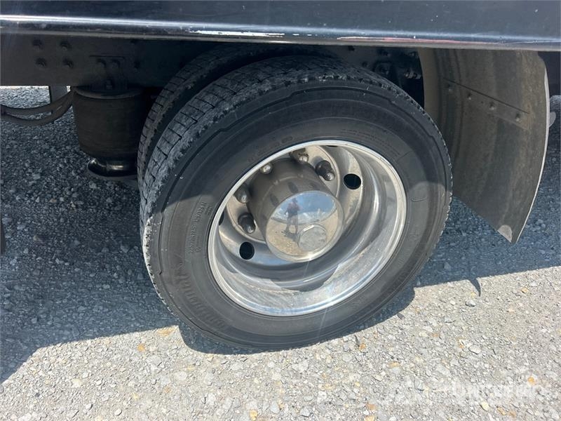Chevrolet Silverado 6500HD 4x2 Rollback Truck Hinausautot