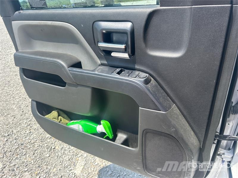 Chevrolet Silverado 6500HD 4x2 Rollback Truck Hinausautot