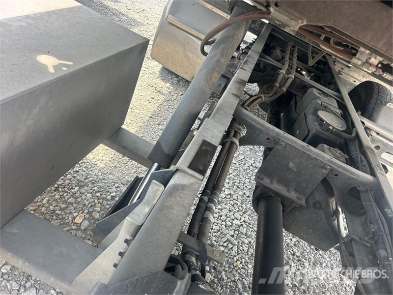 Chevrolet Silverado 6500HD 4x2 Rollback Truck Hinausautot