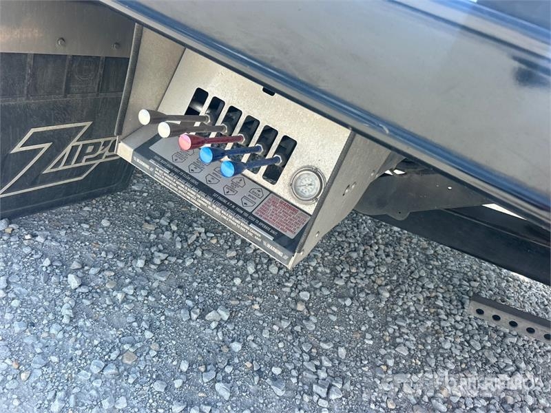 Chevrolet Silverado 6500HD 4x2 Rollback Truck Hinausautot