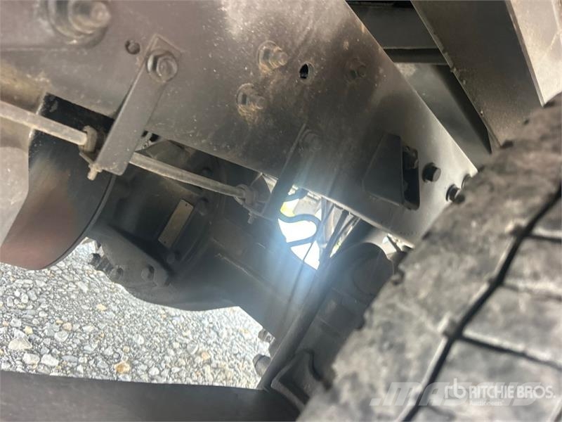 Chevrolet Silverado 6500HD 4x2 Rollback Truck Hinausautot
