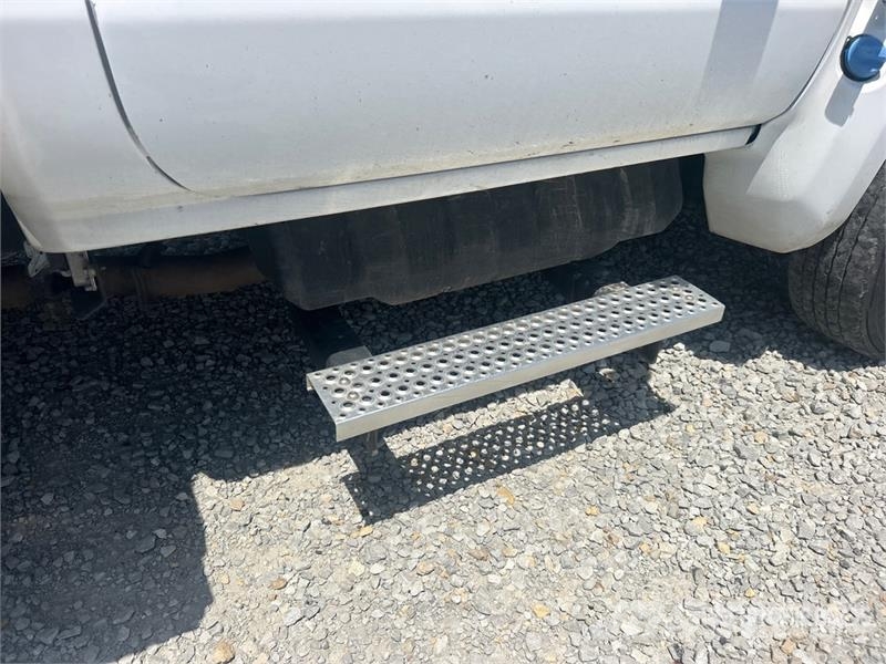 Chevrolet Silverado 6500HD 4x2 Rollback Truck Hinausautot