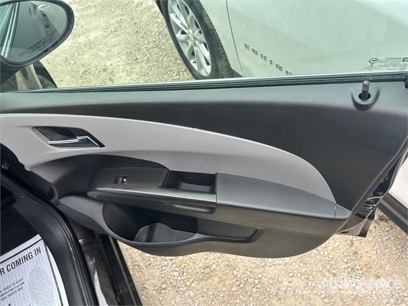 Chevrolet SONIC LT Automobile Αυτοκίνητα