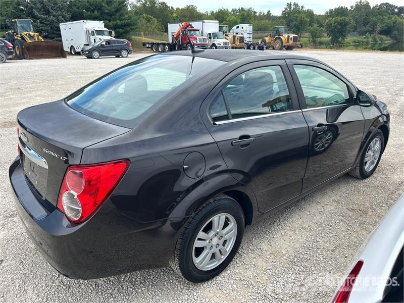 Chevrolet SONIC LT Automobile Αυτοκίνητα