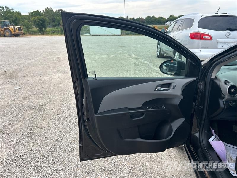 Chevrolet SONIC LT Automobile Αυτοκίνητα