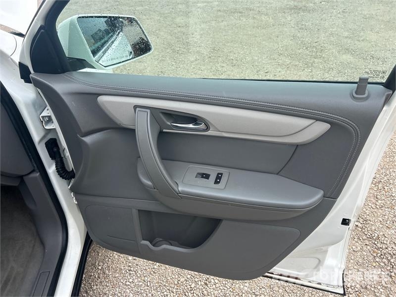 Chevrolet Traverse LT AWD Automobile Henkilöautot