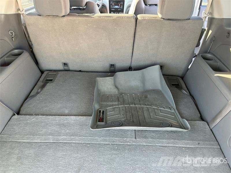 Chevrolet Traverse LT AWD Automobile Personbilar
