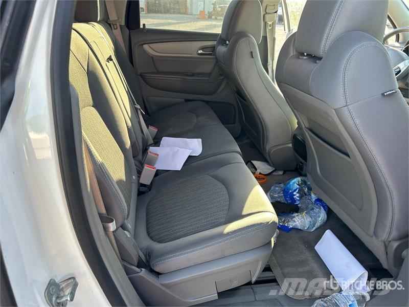 Chevrolet Traverse LT AWD Automobile Personbilar