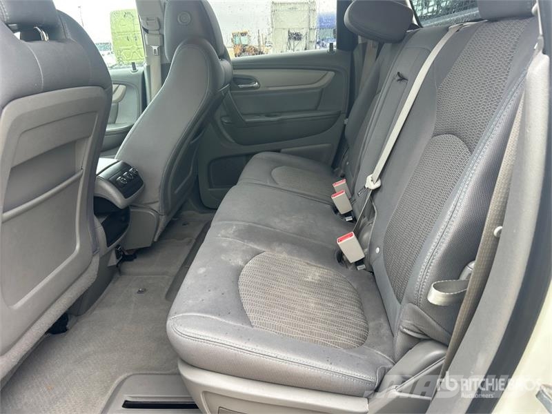 Chevrolet Traverse LT AWD Automobile Henkilöautot