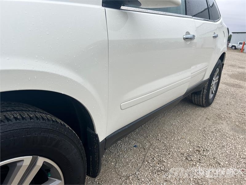 Chevrolet Traverse LT AWD Automobile Henkilöautot