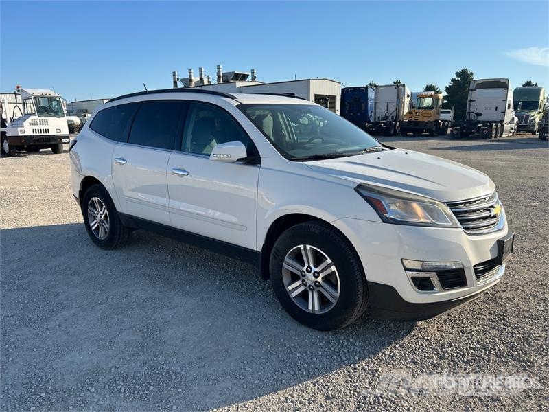 Chevrolet Traverse LT AWD Automobile Personbilar