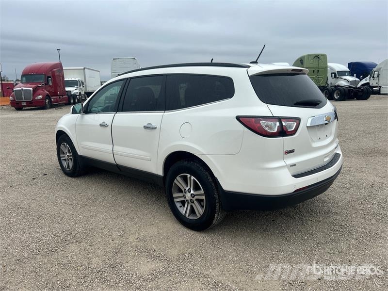 Chevrolet Traverse LT AWD Automobile Henkilöautot