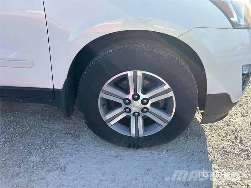 Chevrolet Traverse LT AWD Automobile Personbilar