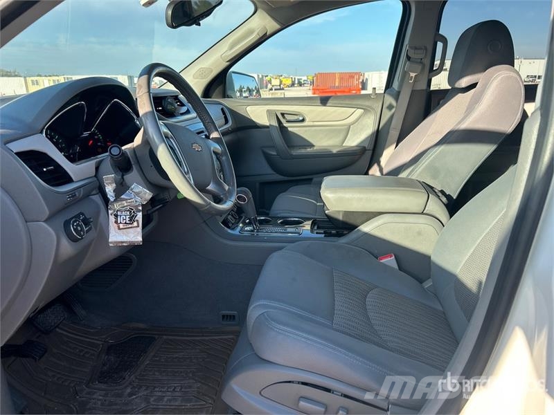 Chevrolet Traverse LT AWD Automobile Personbilar