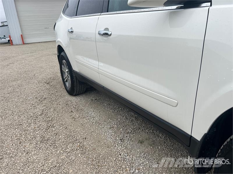 Chevrolet Traverse LT AWD Automobile Henkilöautot