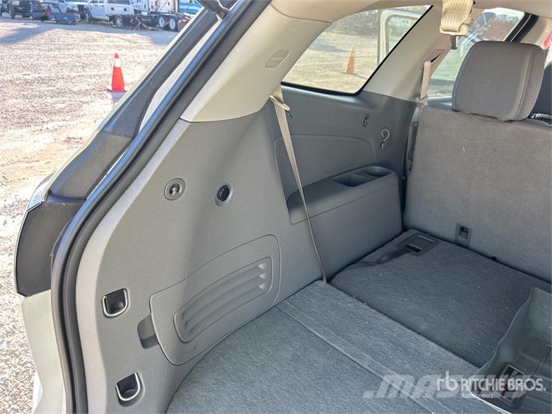 Chevrolet Traverse LT AWD Automobile Personbilar