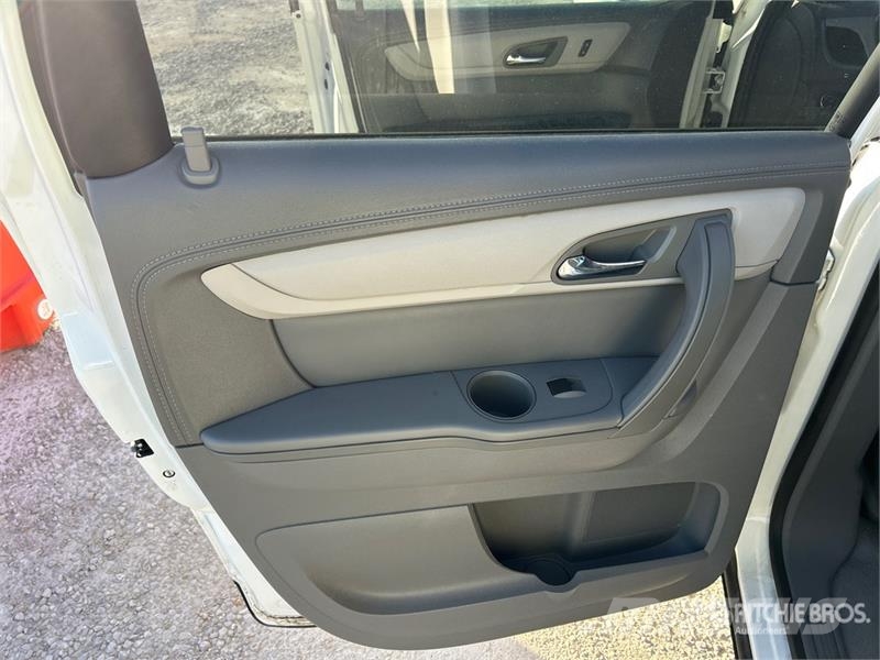 Chevrolet Traverse LT AWD Automobile Personbilar