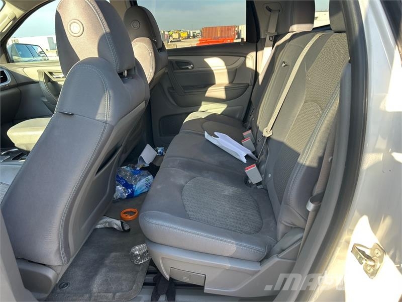 Chevrolet Traverse LT AWD Automobile Personbilar