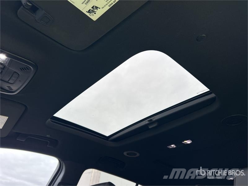 Chevrolet Traverse RS AWD SUV Automobili