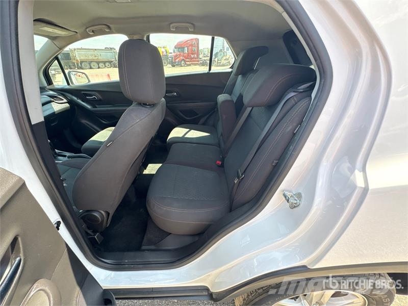 Chevrolet Trax 2WD SUV سيارات