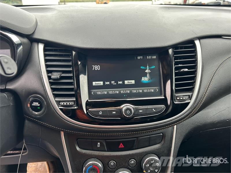 Chevrolet Trax 2WD SUV Carros