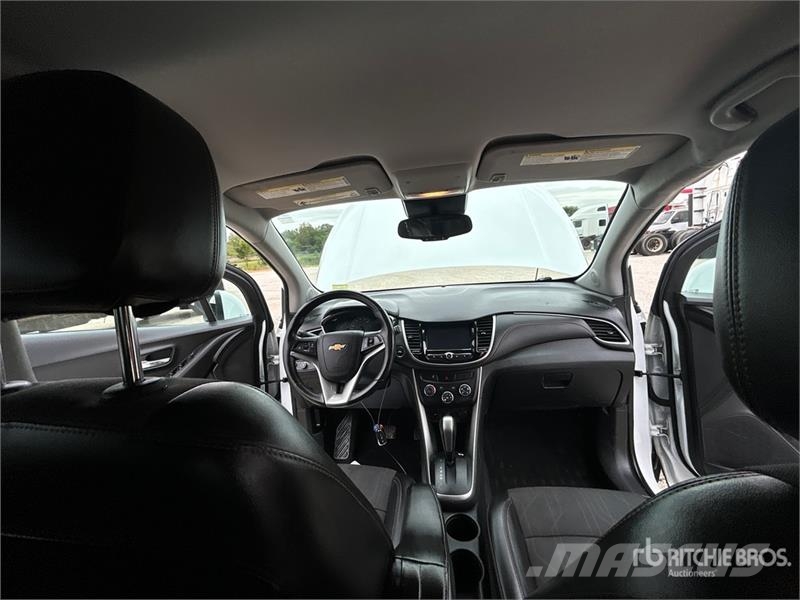 Chevrolet Trax 2WD SUV Carros
