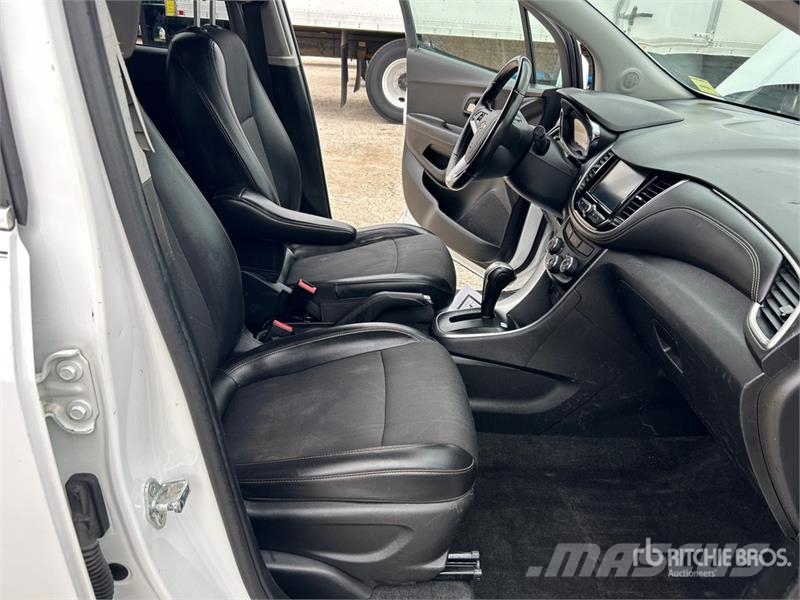 Chevrolet Trax 2WD SUV Carros