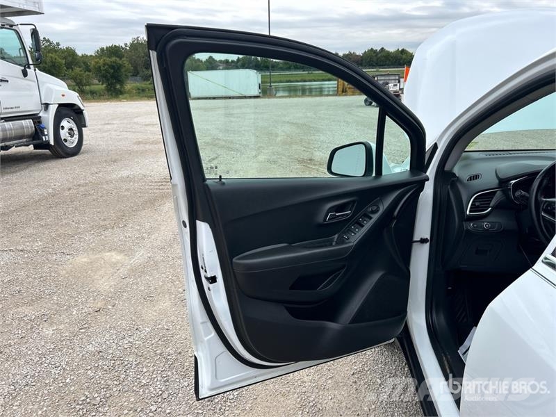 Chevrolet Trax 2WD SUV Carros