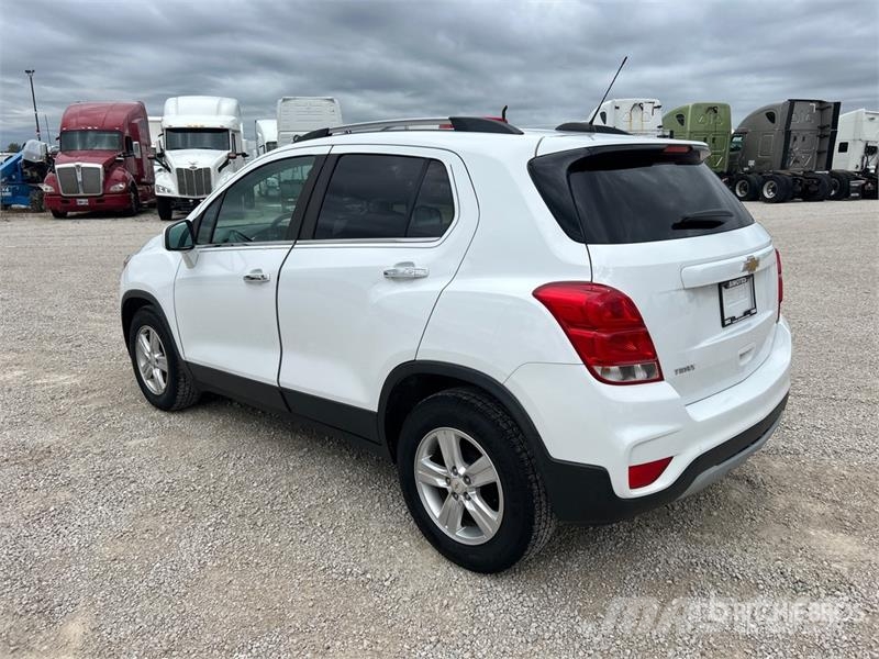 Chevrolet Trax 2WD SUV Carros