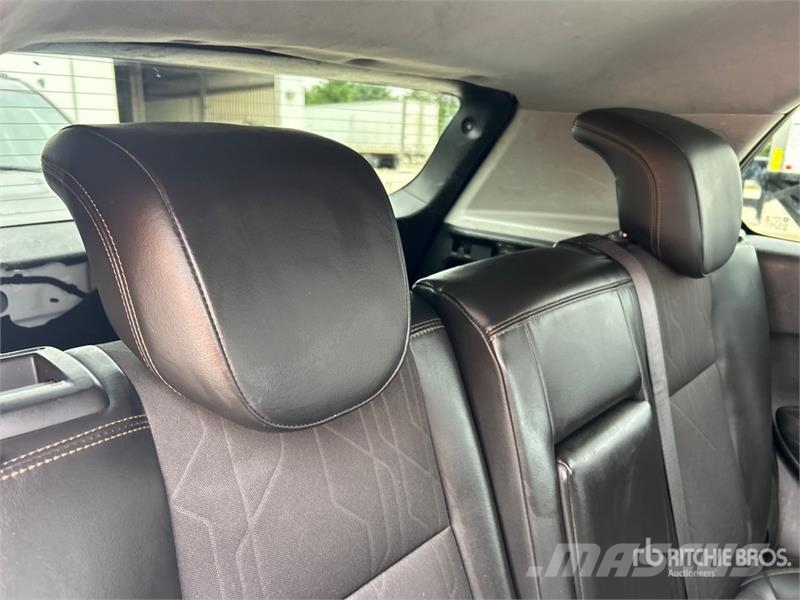 Chevrolet Trax 2WD SUV Carros