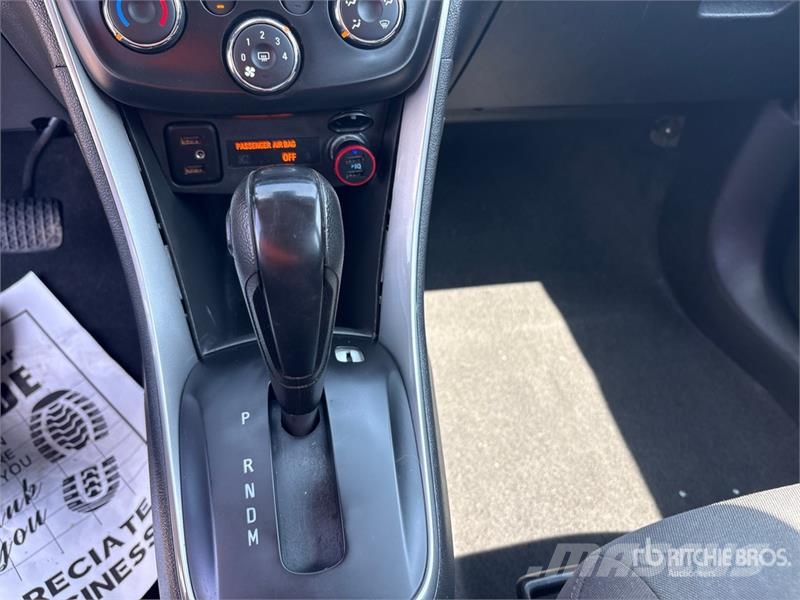 Chevrolet Trax 2WD SUV سيارات