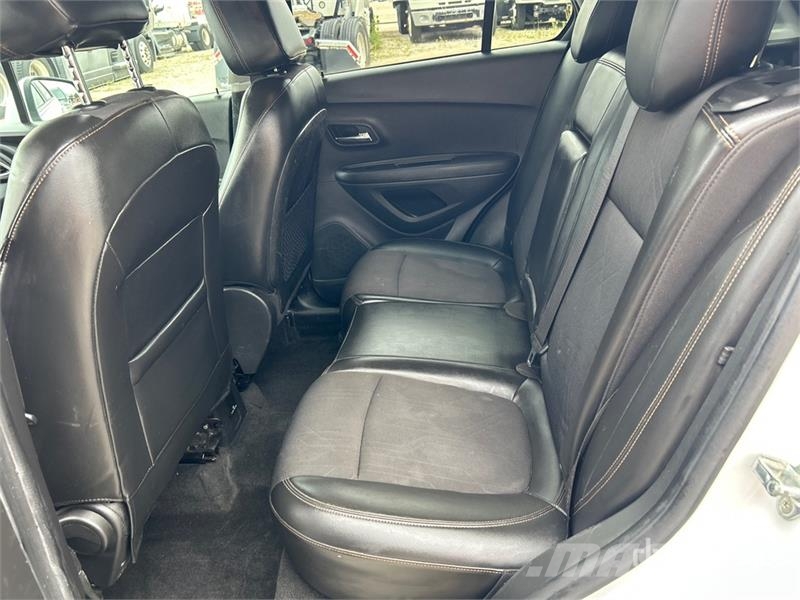 Chevrolet Trax 2WD SUV Carros