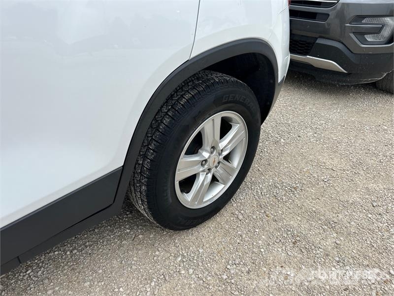 Chevrolet Trax 2WD SUV Carros