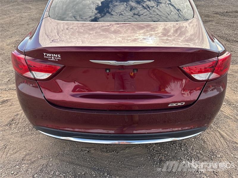 Chrysler 200 Carros