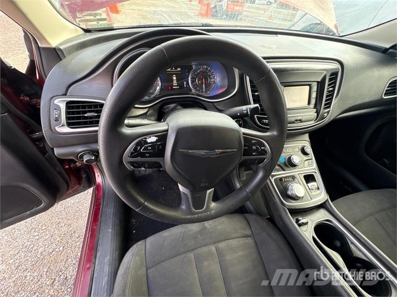 Chrysler 200 Carros