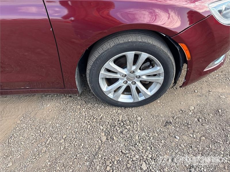 Chrysler 200 Carros